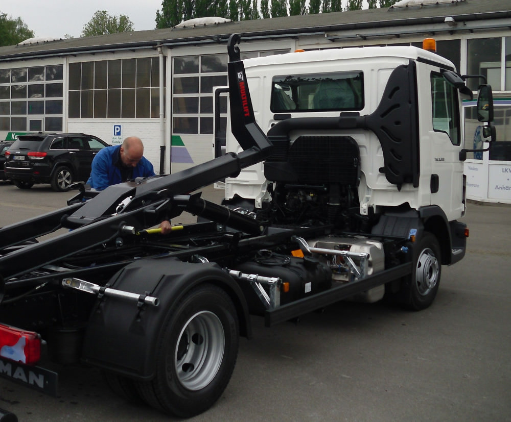 Stellenangebot Karosserie- und Fahrzeugbau Mechaniker 